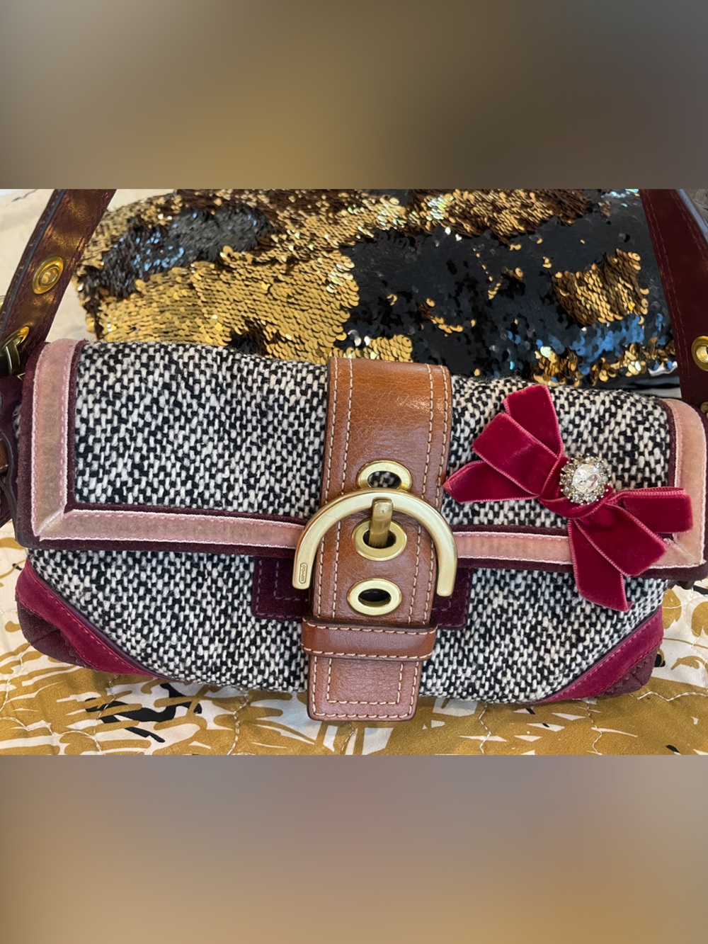 Tweed and Suede Accent Shoulder Bag in Burgundy and Tan
